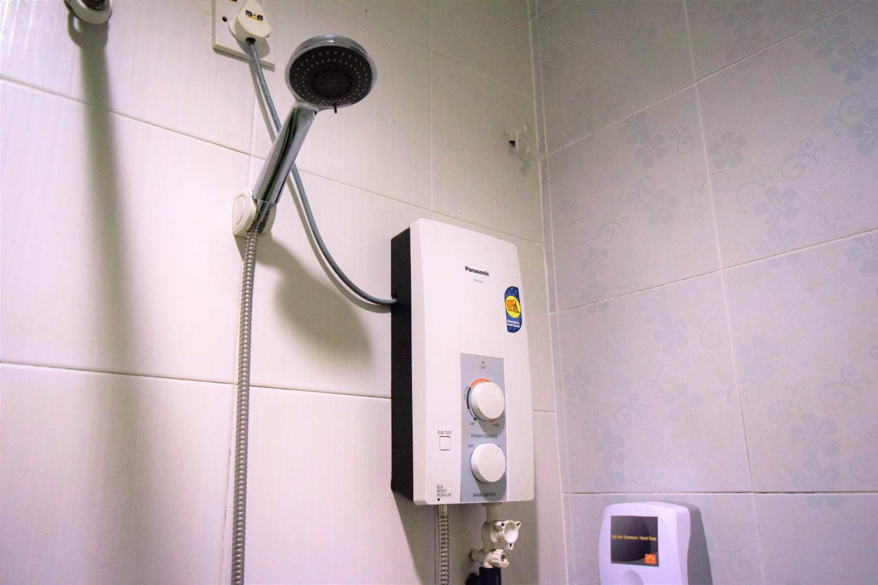 shower, bidet, towels, soap