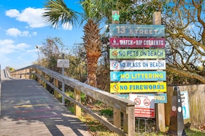 Property grounds - Large Home w Private Heated Pool and Ocean Views (Tybee Island)