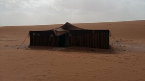 Exterior - Bivouac Bader Monika Tamegroute (Tamegroute)