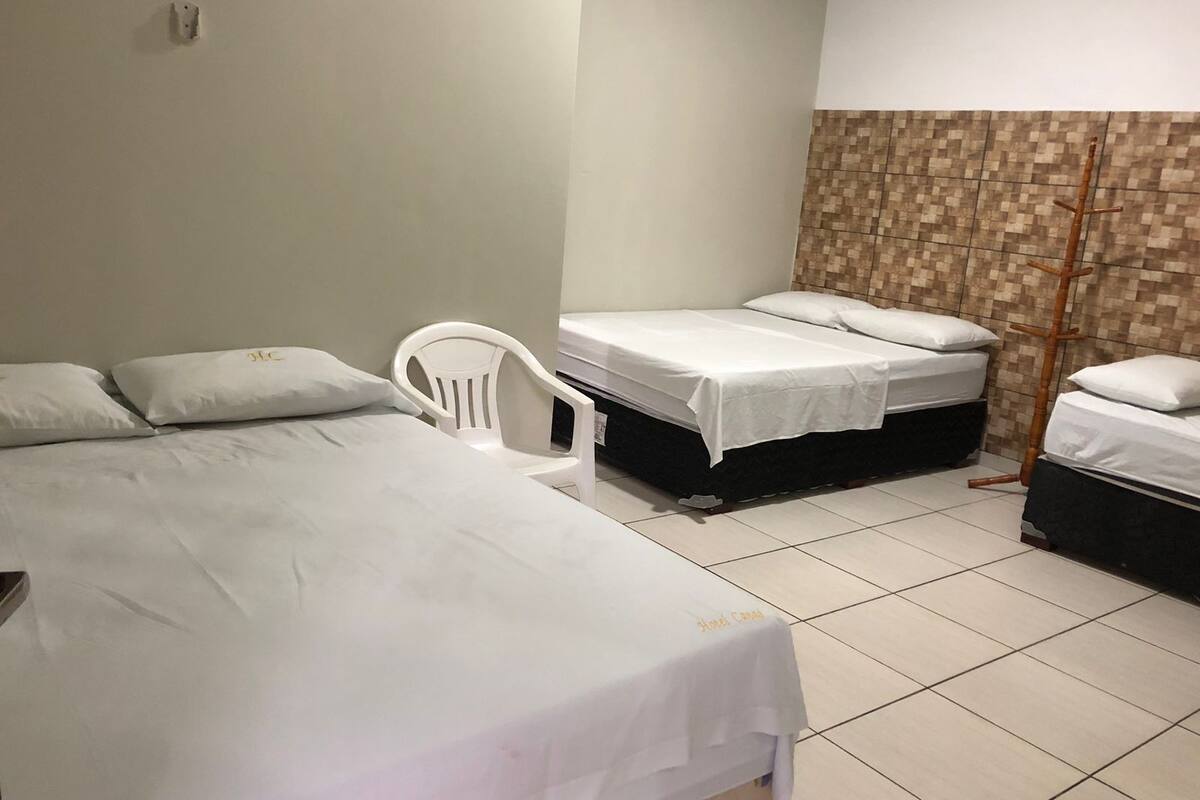 family room | minibar, free wifi, bed sheets