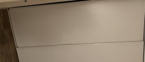 2 間睡房、上網