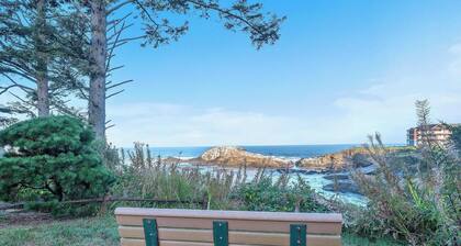 Koe Depoe Bay etelän päässä Pirates Cove w / nukkuu 17!