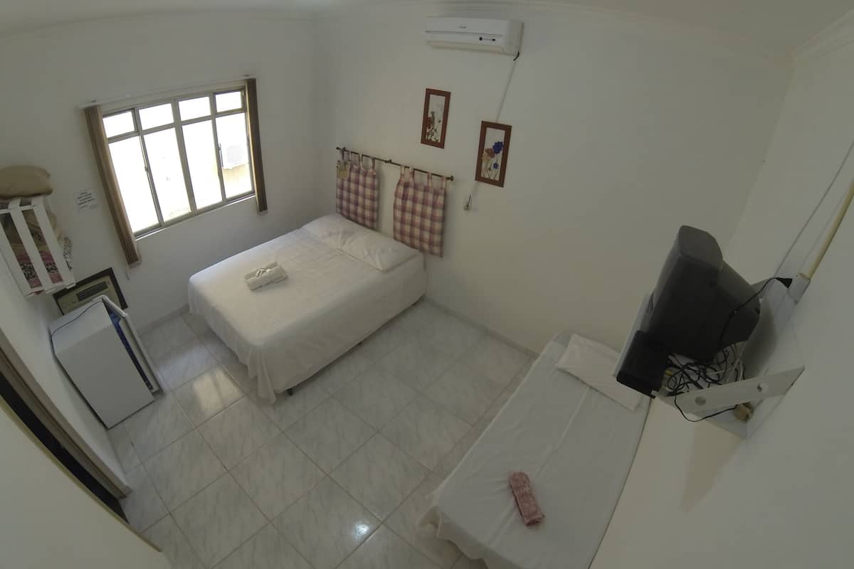 Habitación triple | 1 habitación, wifi gratis y ropa de cama