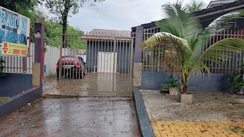 Fachada da propriedade