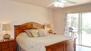 House, Multiple Beds (951 Dolphin Court) | 4 bedrooms, WiFi (free) - 951 Dolphin Court (Marco Island)