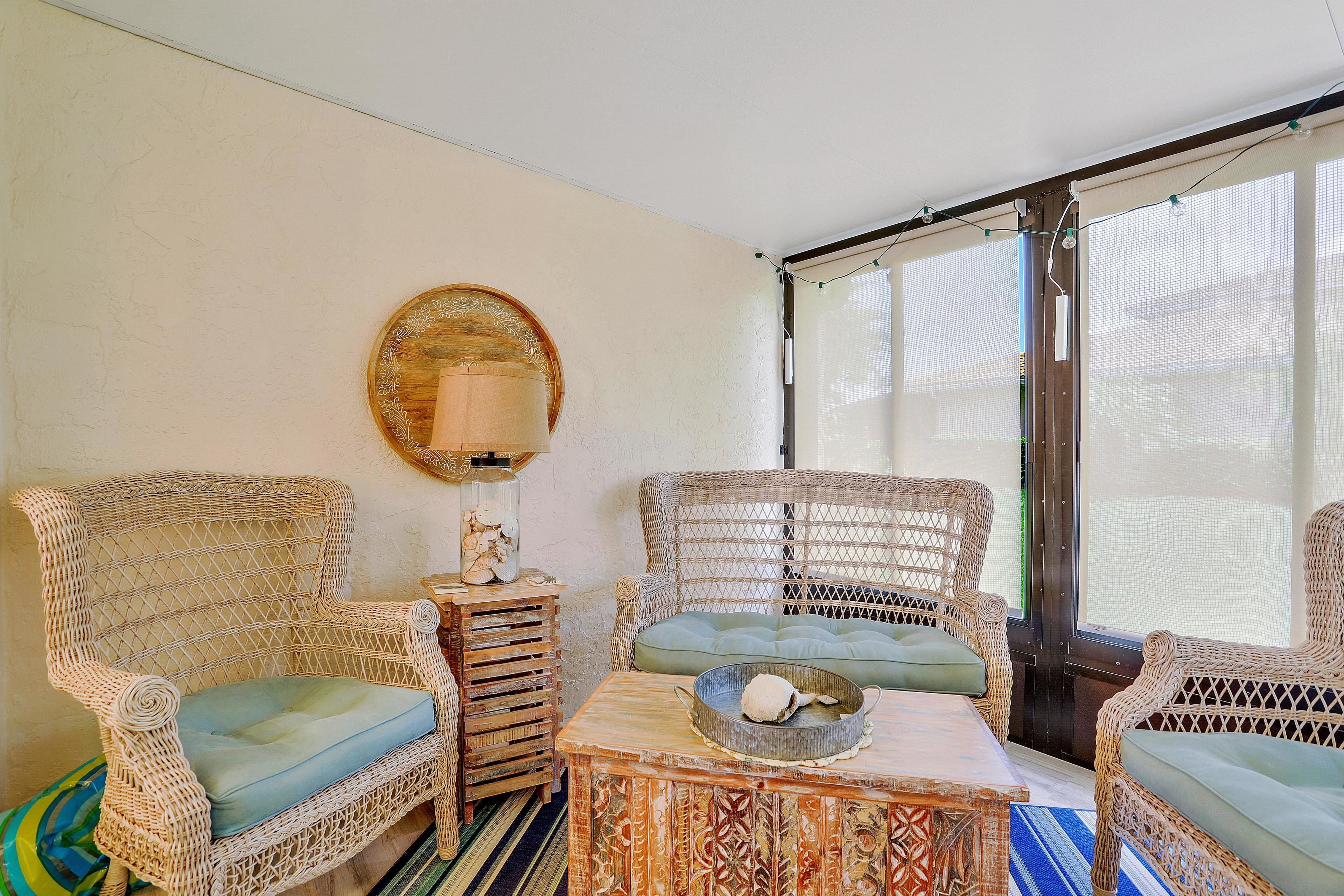 公寓客房, 多張床 (Relaxing townhome condo with pool nea) | 客廳