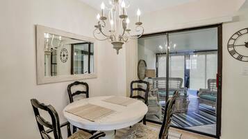 Condo, Multiple Beds (Relaxing townhome condo with pool nea) | Private kitchen