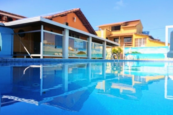 2 outdoor pools, sun loungers