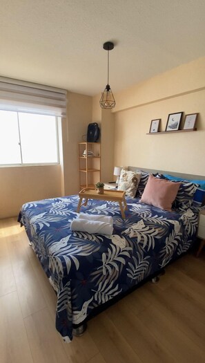 Individually decorated, individually furnished, iron/ironing board - Exclusive Ocean View Apartment (1602) (Callao)