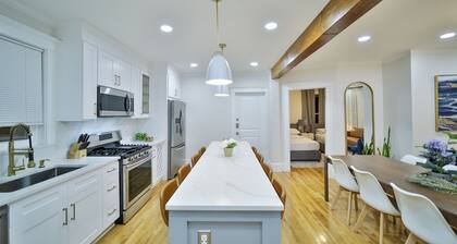 Ultra-Rare 12BR Compound • Sleeps 40 • Events