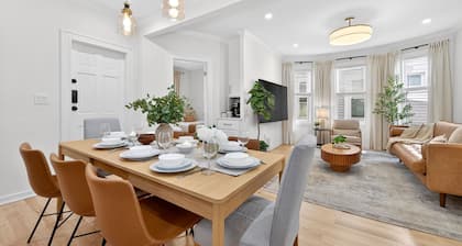 12BR World Cup Compound Near Downtown Boston Backyard Walk to Train