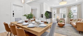 12BR World Cup Compound Near Downtown Boston Backyard Walk to Train