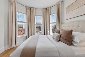 12 chambres, fer et planche à repasser, Wi-Fi gratuit, draps fournis