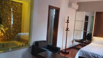 Minibar, desk, free WiFi, bed sheets