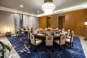 تناول الطعام