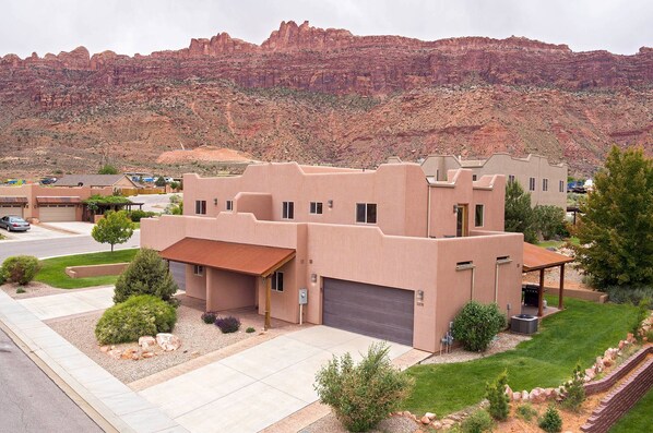 Front of property - Southgate 2 by MoabCondos4Rent (Moab)
