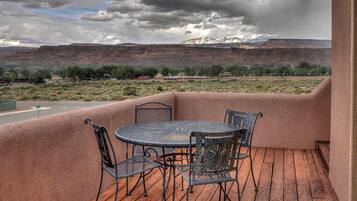 Premier Townhome | View from room