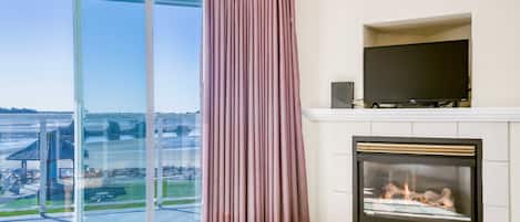 Téléviseur connecté, foyer