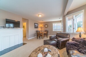 スマートテレビ、DVD プレーヤー