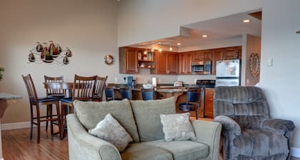 Experience this beautifully modern condo with great views of Depoe Bay!