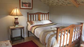 Individually decorated, individually furnished, bed sheets