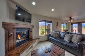 Interior - Southgate 4 by MoabCondos4Rent (Moab)