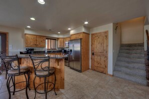 Private kitchen - Southgate 4 by MoabCondos4Rent (Moab)