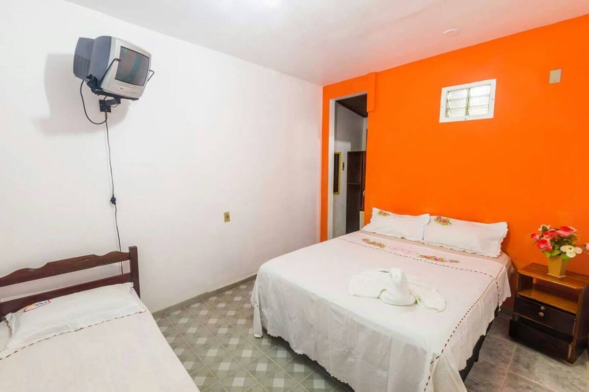 Triple Room | Free WiFi, bed sheets
