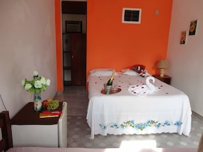 Double Room | Free WiFi, bed sheets
