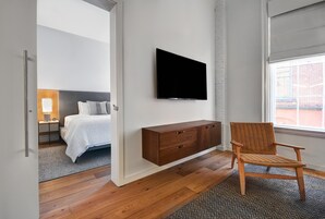 Luxury Loft, 1 Bedroom | Down comforters, laptop workspace, blackout drapes, soundproofing