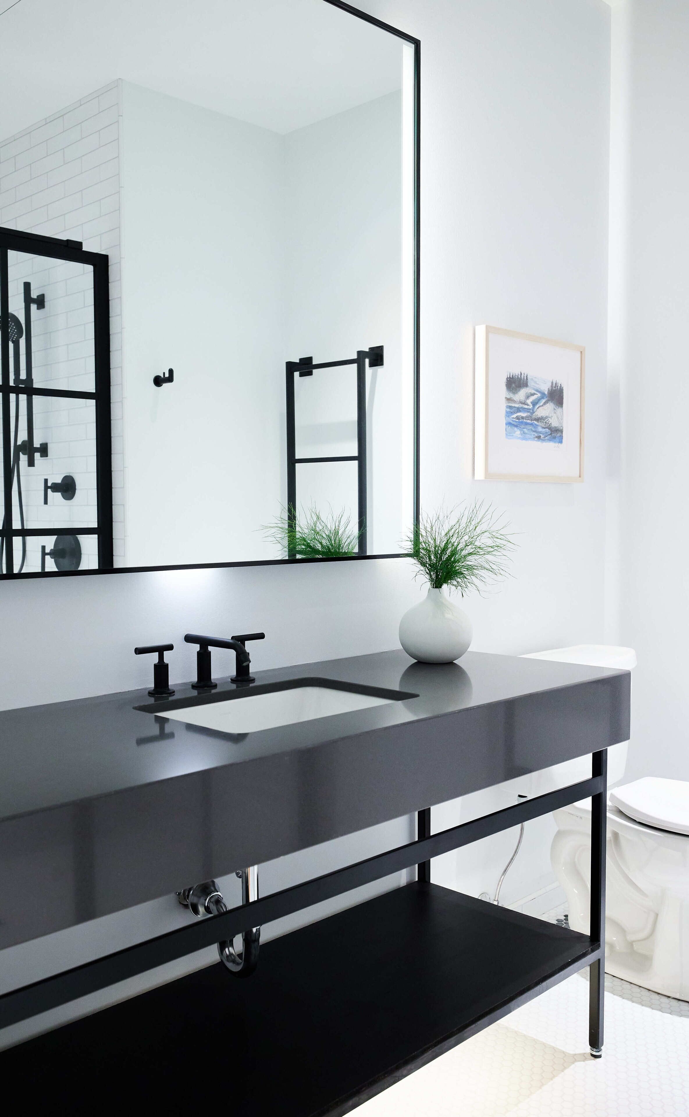 luxury loft, 3 bedrooms | bathroom