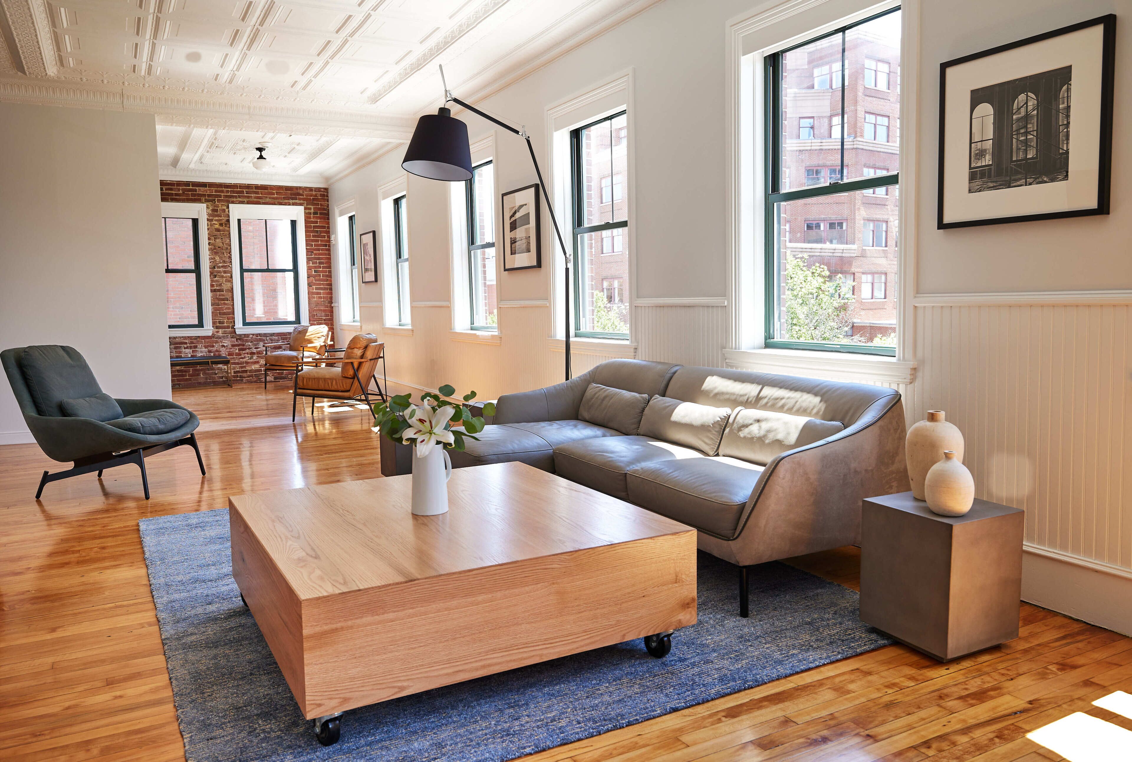 luxury loft, 3 bedrooms | living area | 52-inch led tv with satellite channels, tv, streaming services