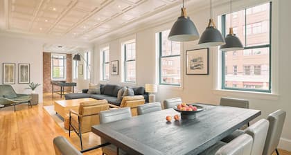 The Docent's Collection at 121 Middle Street