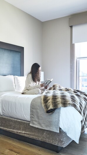 Studio, 1 Queen Bed | Down comforters, laptop workspace, blackout drapes, soundproofing - The Docent's Collection at 121 Middle Street (Portland)