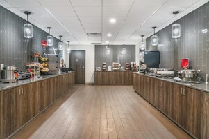 Free daily full breakfast