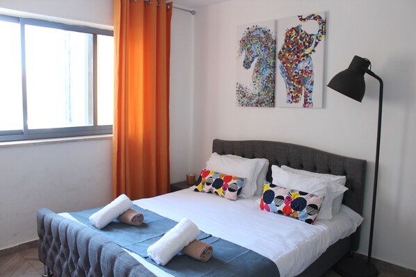 1 soverom, strykejern/-brett, wi-fi og sengetøy