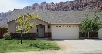 Tierra Del Sol 2 by MoabCondos4Rent