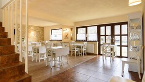 Breakfast area - Casa Margo (Rasnov)