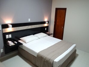 Deluxe Double or Twin Room, 1 Double or 2 Single Beds | Minibar, blackout curtains, free WiFi, bed sheets - Riviera Pantanal Hotel (Caceres)