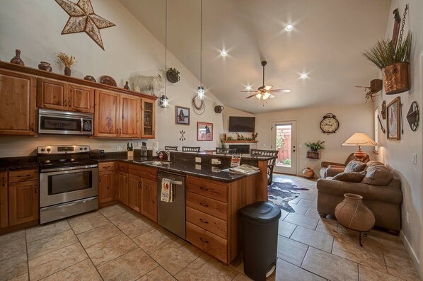 Premier Townhome | Private kitchen