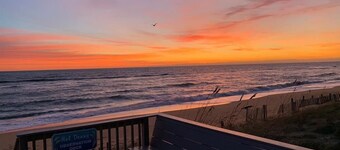Oceanfront, Heated Pool, Elevator, Book today!
