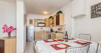 Apartment in the 8th floor with Sea view