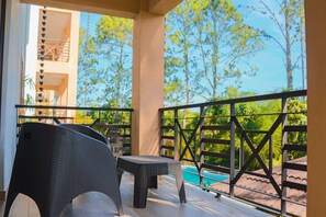 Décoration personnalisée, ameublement personnalisé, bureau