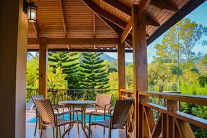 The Homestead Villa | Garden view