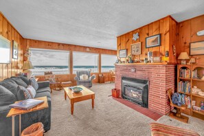 TV, fireplace, DVD player