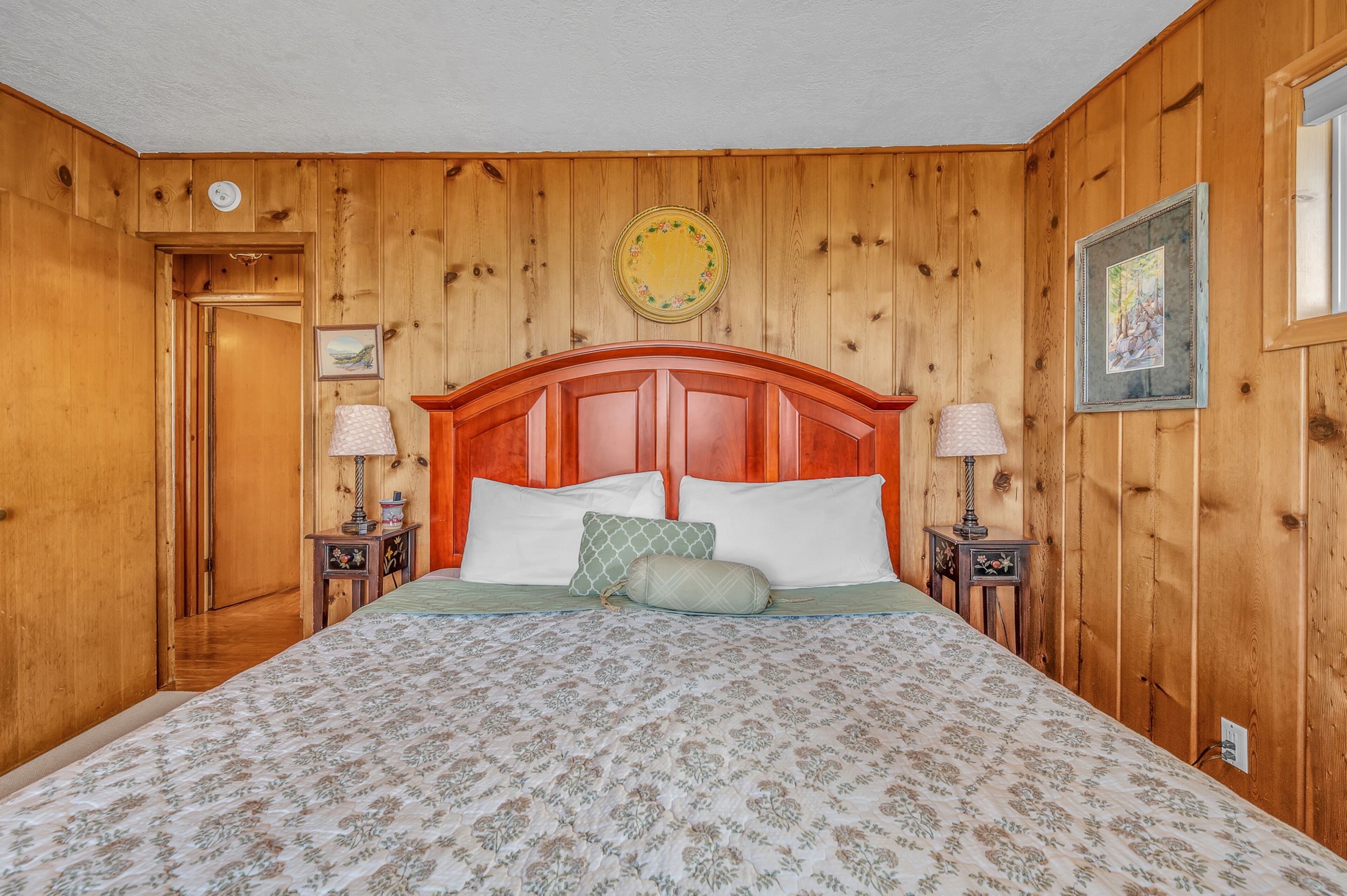 2 dormitorios, wifi gratis, ropa de cama