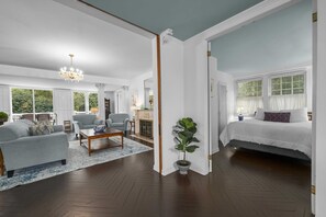 4 bedrooms, free WiFi, bed sheets