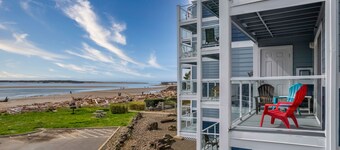 Upeat näkymät tästä Bay edessä huoneisto Lincoln Cityn Taft District!