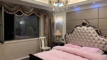 Luxury-Villa | 4 Schlafzimmer, hochwertige Bettwaren, Daunenbettdecken