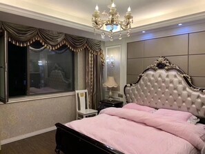 Luxury Villa | 4 bedrooms, premium bedding, down comforters, pillowtop beds